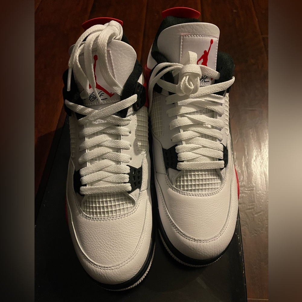 Jordan 4 Red Cement